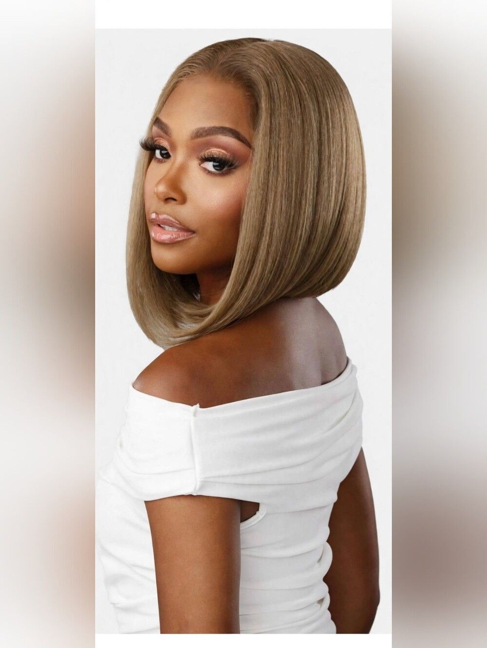 Sensationnel HD Lace Front Wig Glueless BareLace 13X6 Unit 3 - Light Ash Brown - Picture 2 of 6